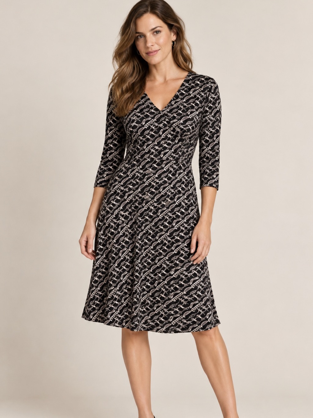 Svaha 100% Organic Cotton Bridge Novelty Print V-Neck Shift Dress Black 4X